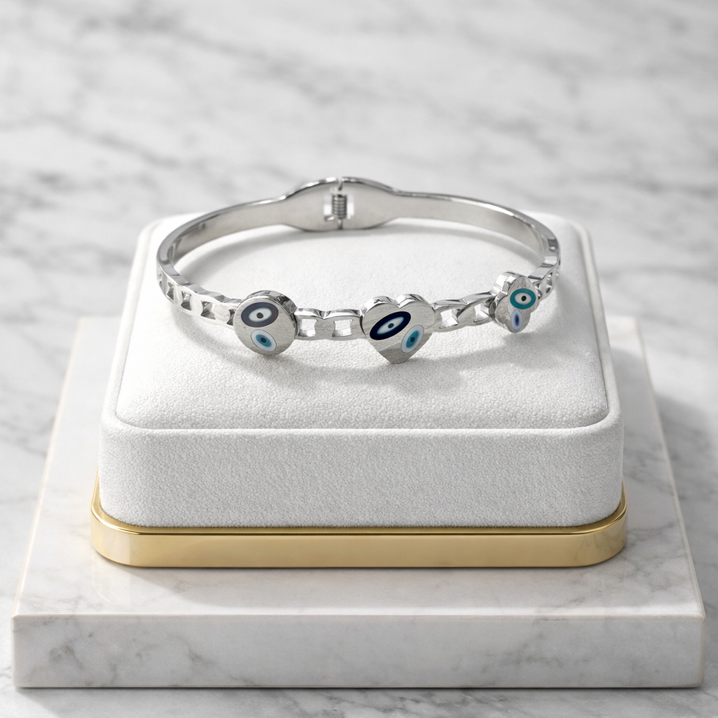 Heart Eye Bracelet