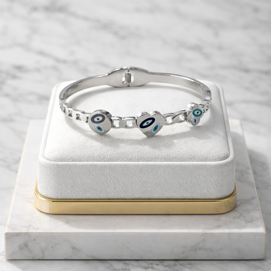 Heart Eye Bracelet