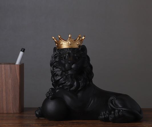 Laying Crown Lion
