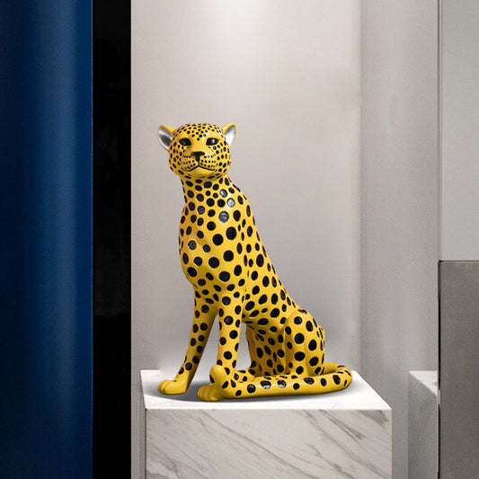 XL Sitting Leopard