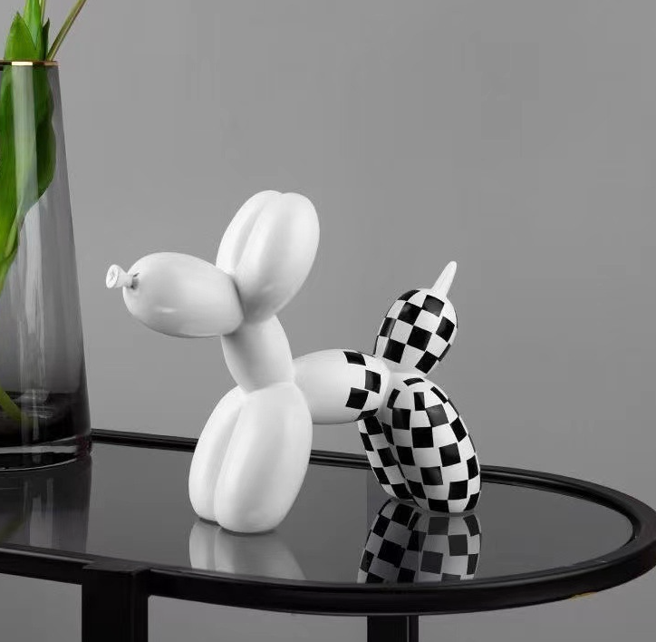 Checked Balloon Dog