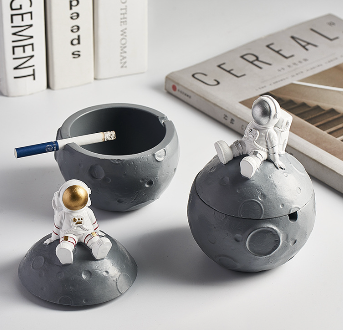Astronaut Moon Ashtray