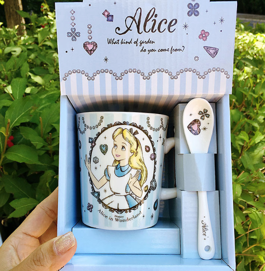 Minnie Mug & Spoon Gift Set