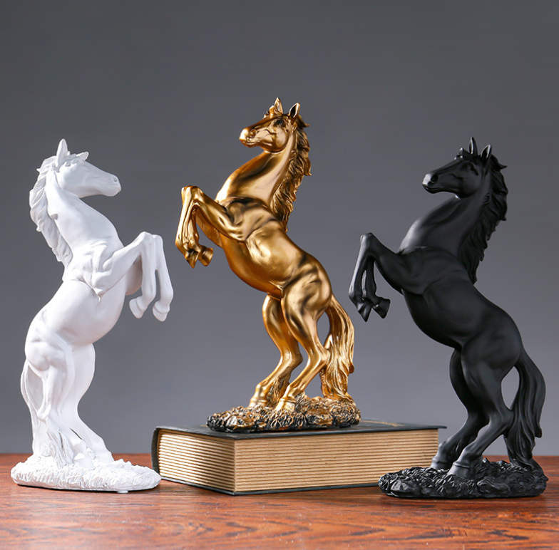 Standing Horse